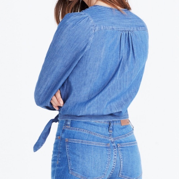 Madewell Denim Wrap Top in Blue Chambray Sz L - Picture 2 of 10